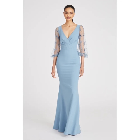 Theia Dresses & Skirts - *SAMPLE* Theia Kiera Beaded Puff Sleeve Gown - size 2